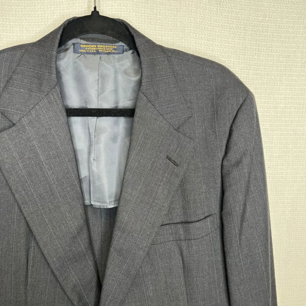 Brooks Brothers Mens Gray Pinstripe‎ Wool Blend Sport Coat Blazer Made in USA